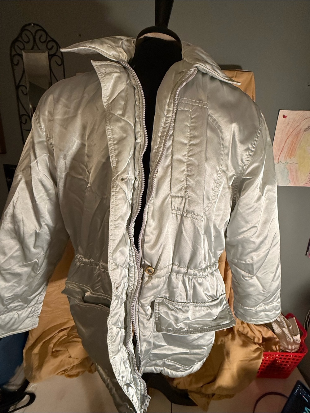 Women's Liz Wear by Liz ClaiborneSilver Puffer- Lightweight Quilted Coat- Medium